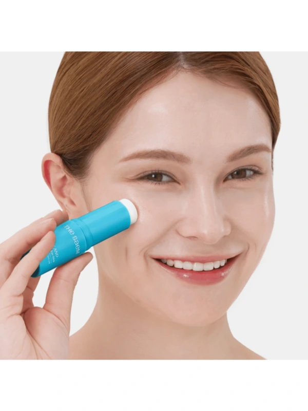 THE SAEM Iceland Hydrating Eye Stick 3