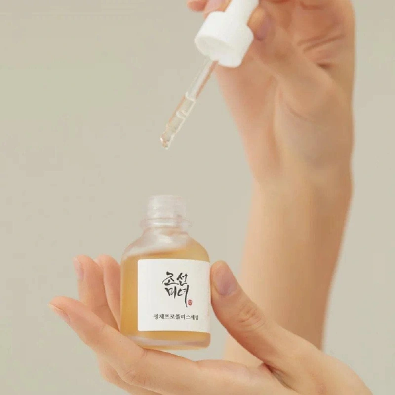 BEAUTY OF JOSEON Rozjasňujúce sérum Glow Serum Propolis and Niacinamide 8