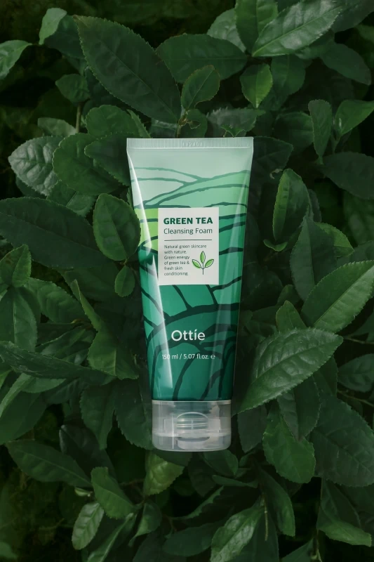 Ottie Green Tea Cleansing Foam, 150 ml 3