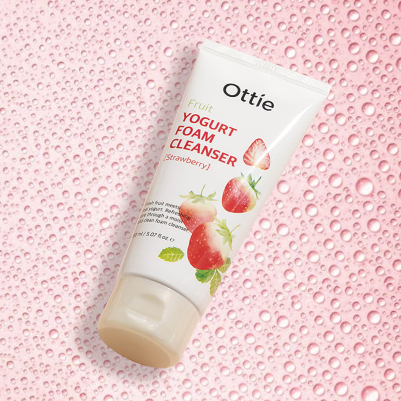 OTTIE Fruit Yogurt Foam Cleanser Strawberry, 150ml 2