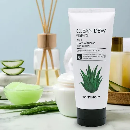 TONY MOLY Krémová čistiaca pena Clean Dew Aloe Foam Cleanser, 180 ml