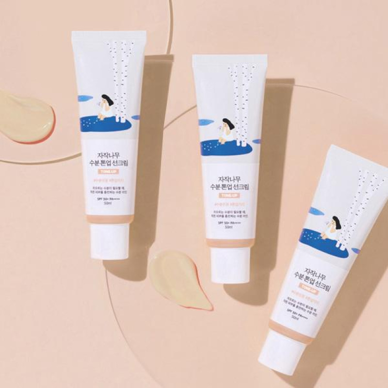 Round Lab Birch Moisture Tone-Up Sunscreen SPF 50+ PA++++ 50ml 4
