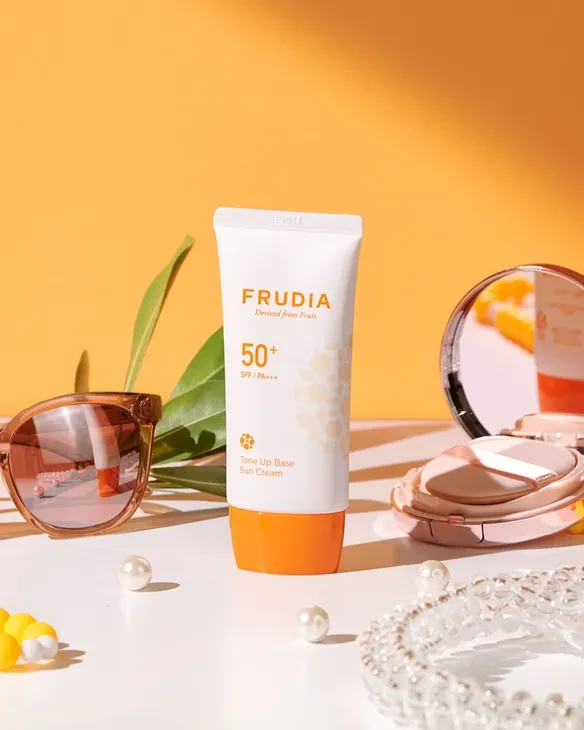 FRUDIA Tone Up Base Sun Cream SPF50+ 4