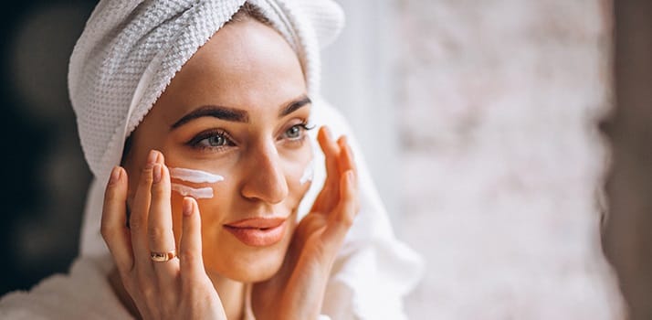 Nočná rutina podľa K-beauty: ako regenerovať pleť počas spánku